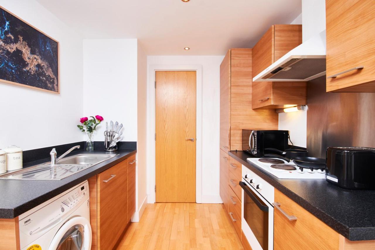 Deluxe City Centre Apt Balcony View& Free Parking! Apartment Leeds  Exterior foto