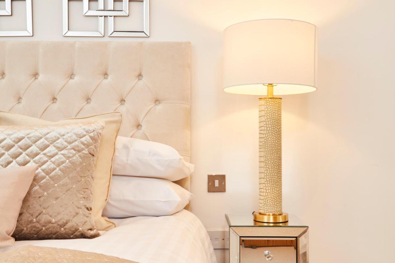 Deluxe City Centre Apt Balcony View& Free Parking! Apartment Leeds  Exterior foto