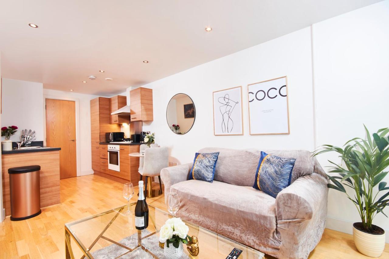 Deluxe City Centre Apt Balcony View& Free Parking! Apartment Leeds  Exterior foto